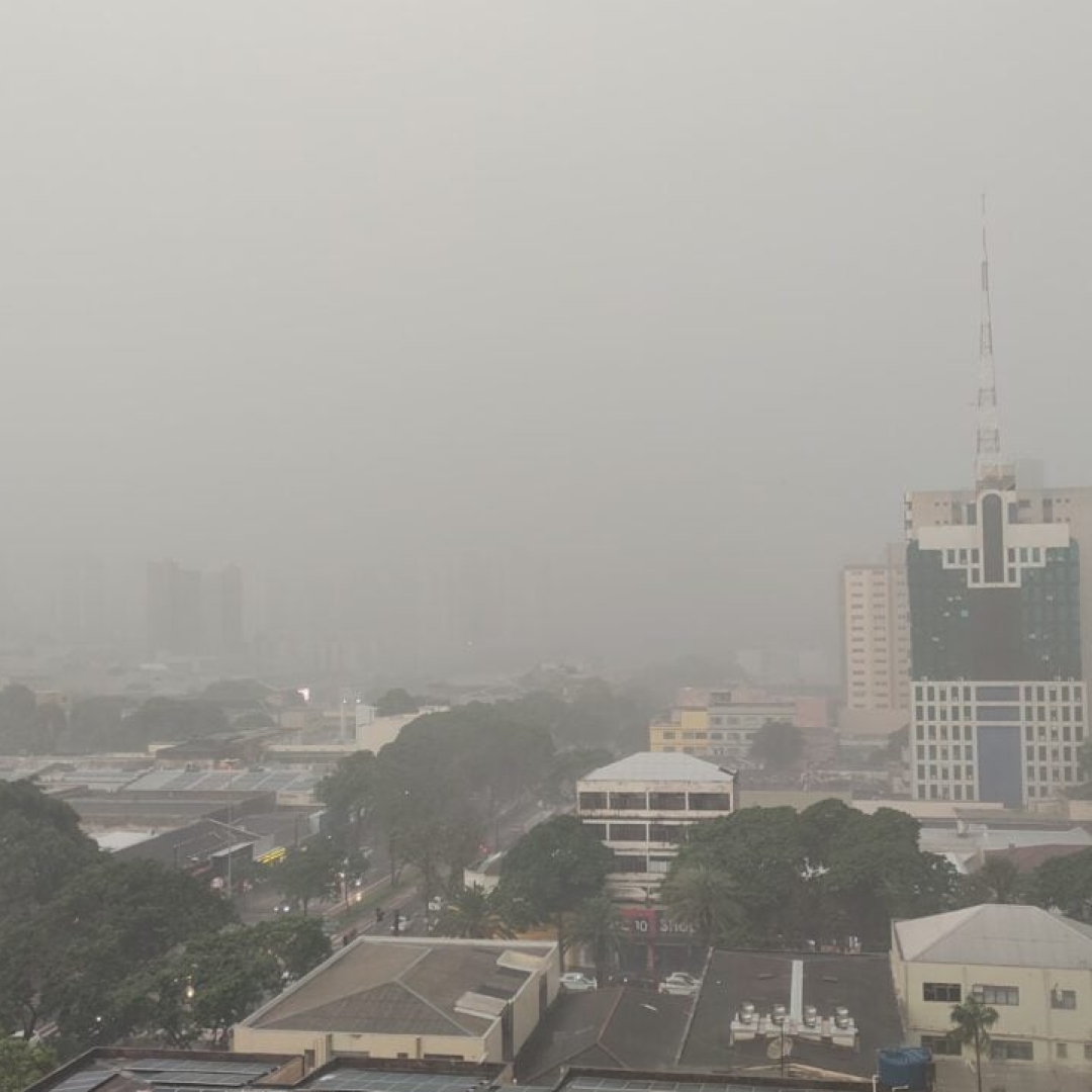 Tempo continua abafado no Paraná