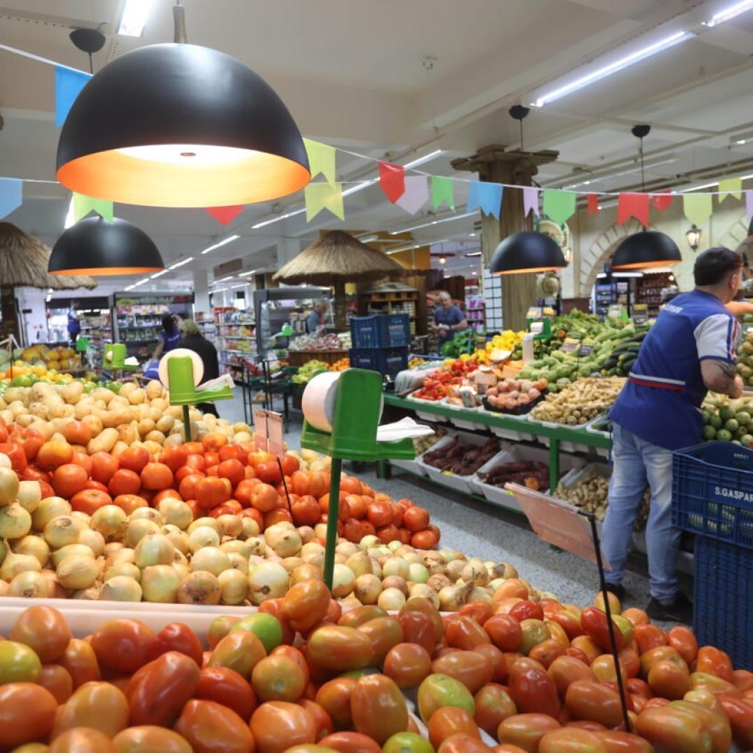 IPR-Alimentos e Bebidas do Paraná sobe 1,77% em outubro