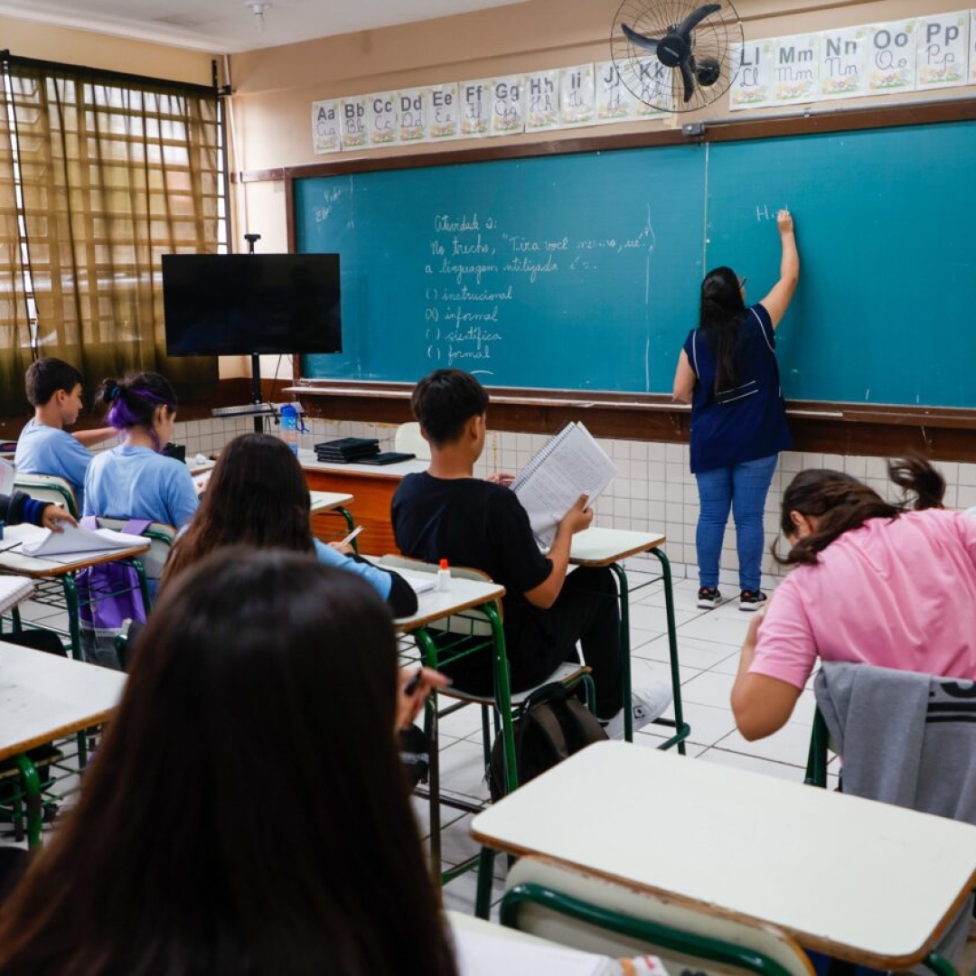 Programa de Eficiência Energética beneficia 200 escolas no Paraná