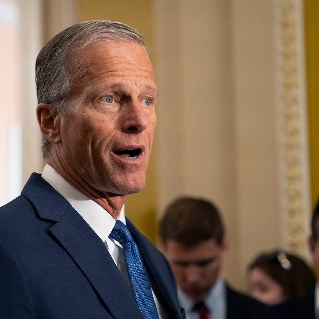 Senador John Thune é eleito líder republicano no Senado dos EUA