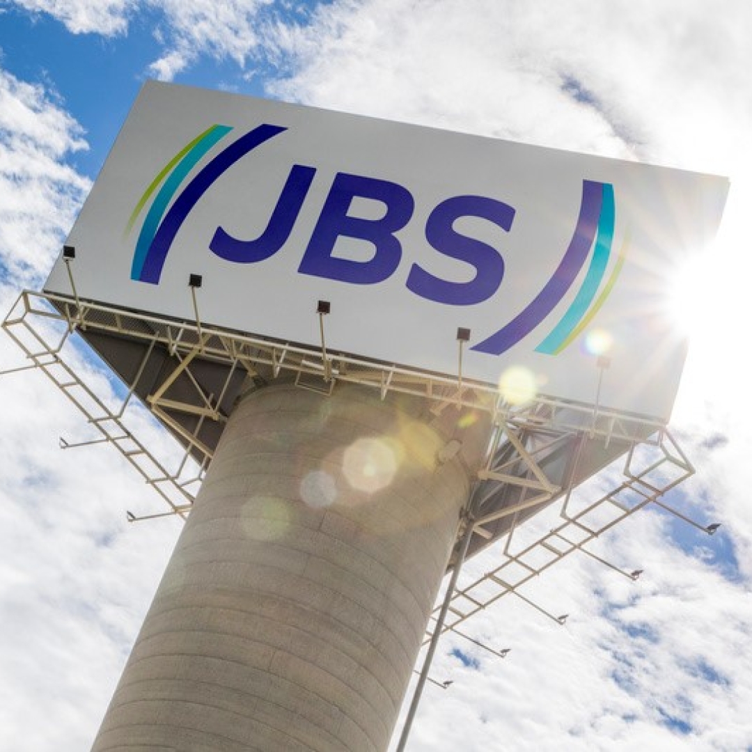 JBS aprova distribuição de dividendos intermediários de R$ 2,22 bi