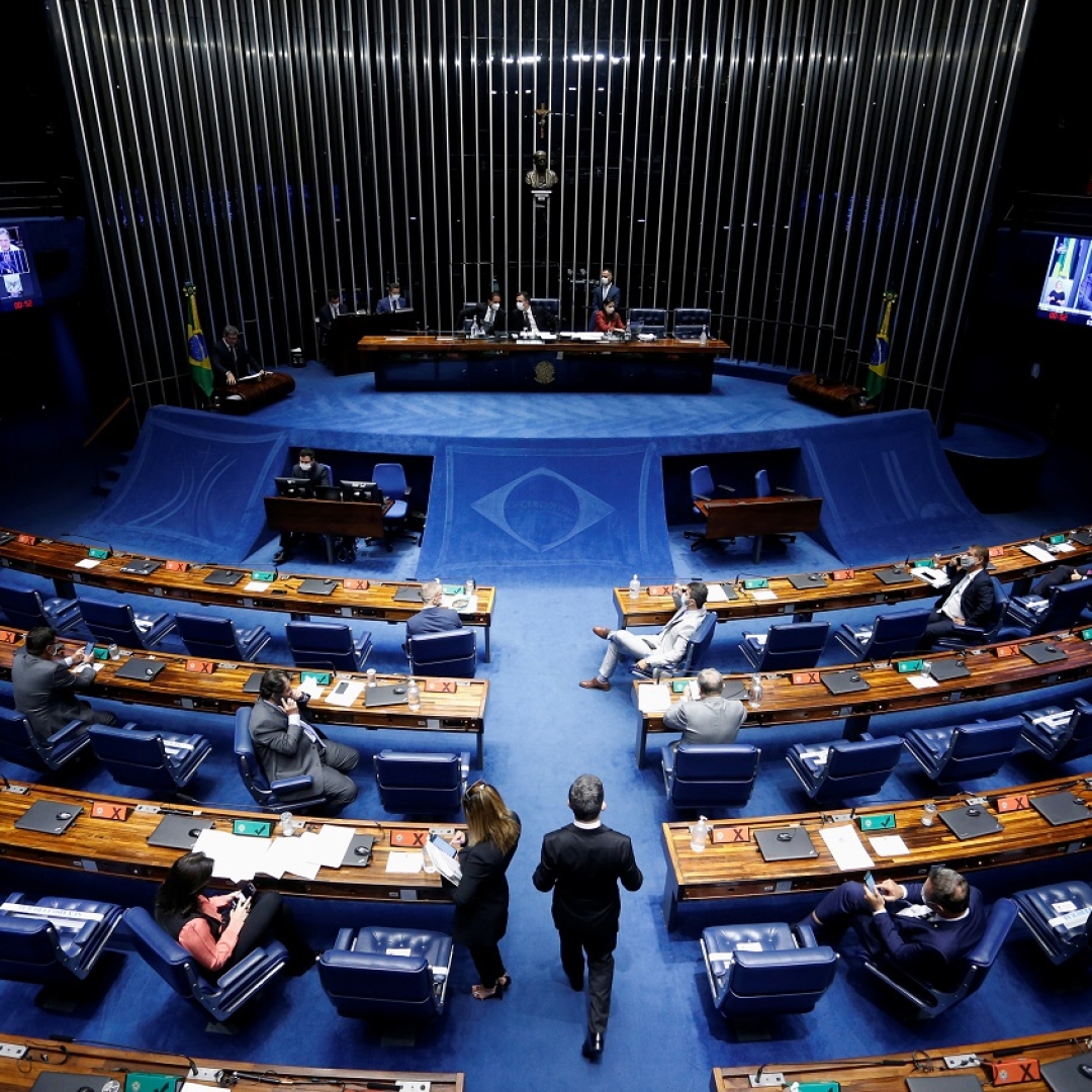 Senado aprova texto-base de projeto que regulamenta pagamento de emendas parlamentares