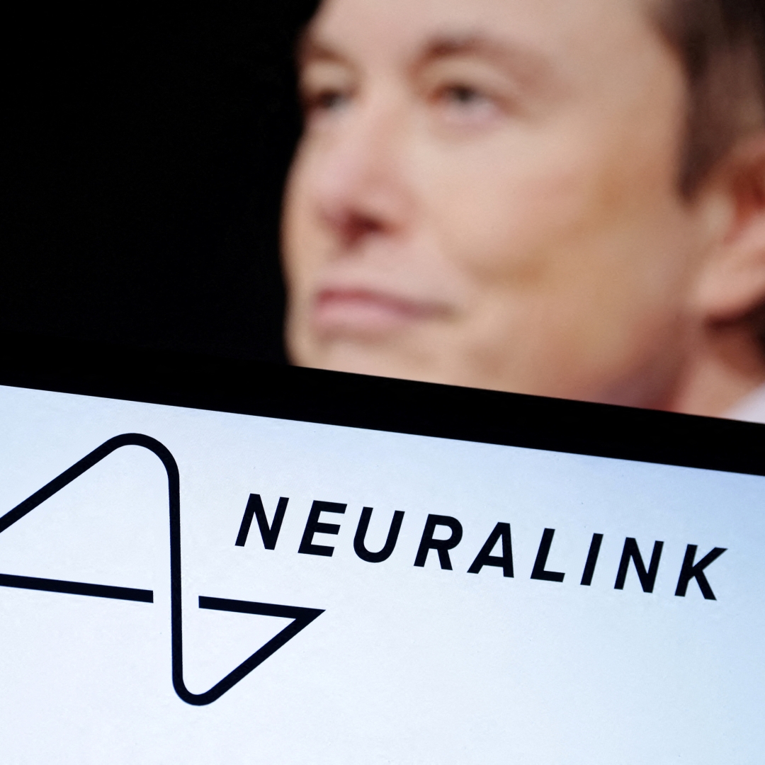 Neuralink inicia ensaio clínico no Canadá para implante cerebral