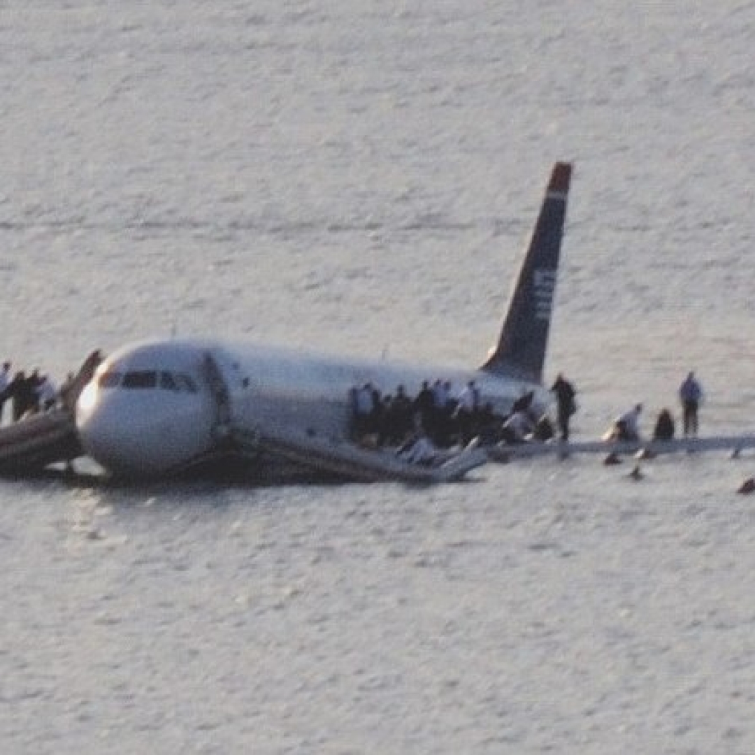 Piloto do 'Milagre no Hudson' se aposenta após 30 anos de carreira