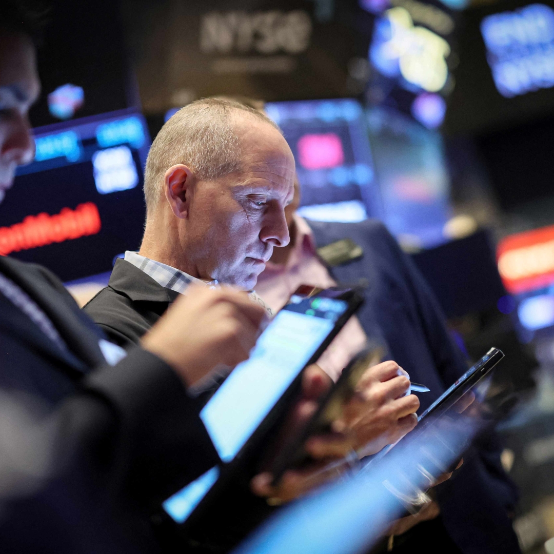 Wall Street fecha em alta impulsionada por dados econômicos positivos nos EUA