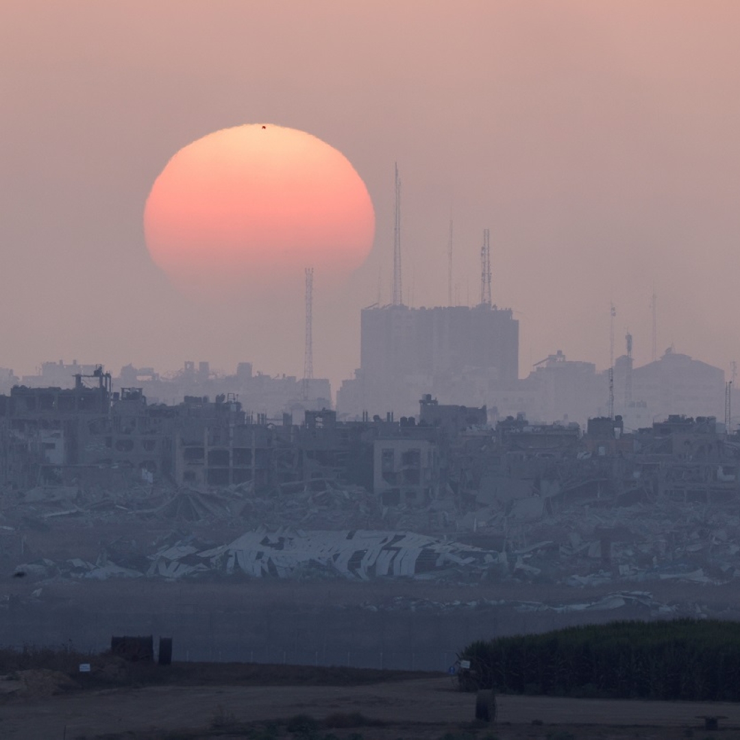 Exército israelense emite novas ordens de desocupação em subúrbio de Gaza