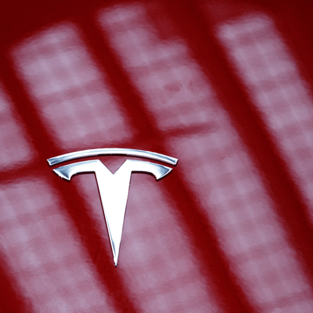 Analistas alertam que alta das ações da Tesla após eleições dos EUA é mais exuberância do mercado do que melhora real nos negócios