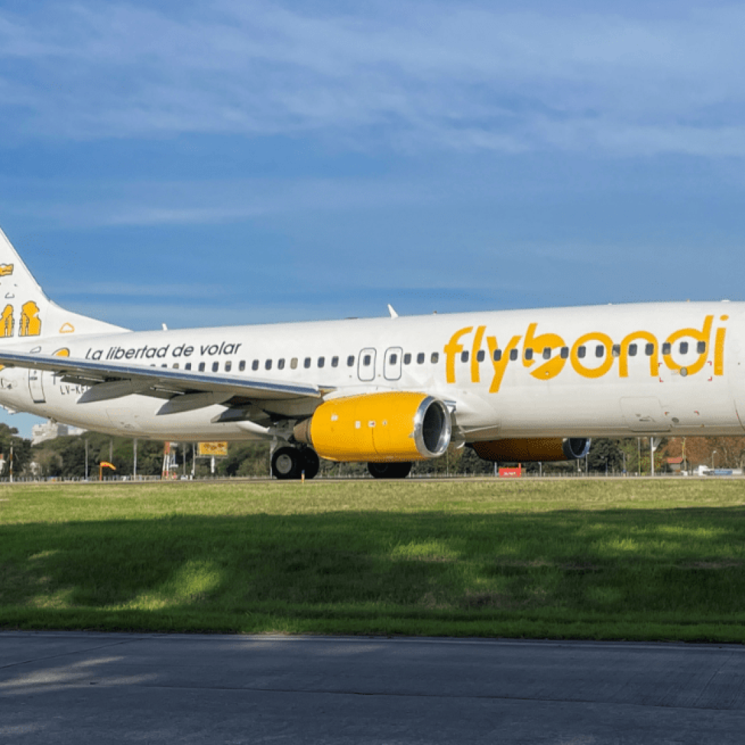 Companhia aérea Flybondi amplia oferta de voos Brasil-Argentina para alta temporada de verão