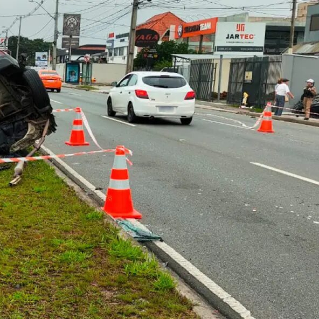 Acidente em Curitiba resulta em morte de motorista