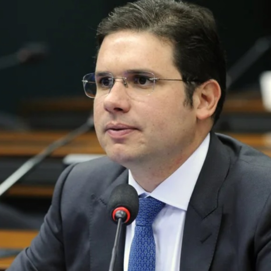 Deputado federal Hugo Motta espera cumprimento de acordo para destravamento do orçamento