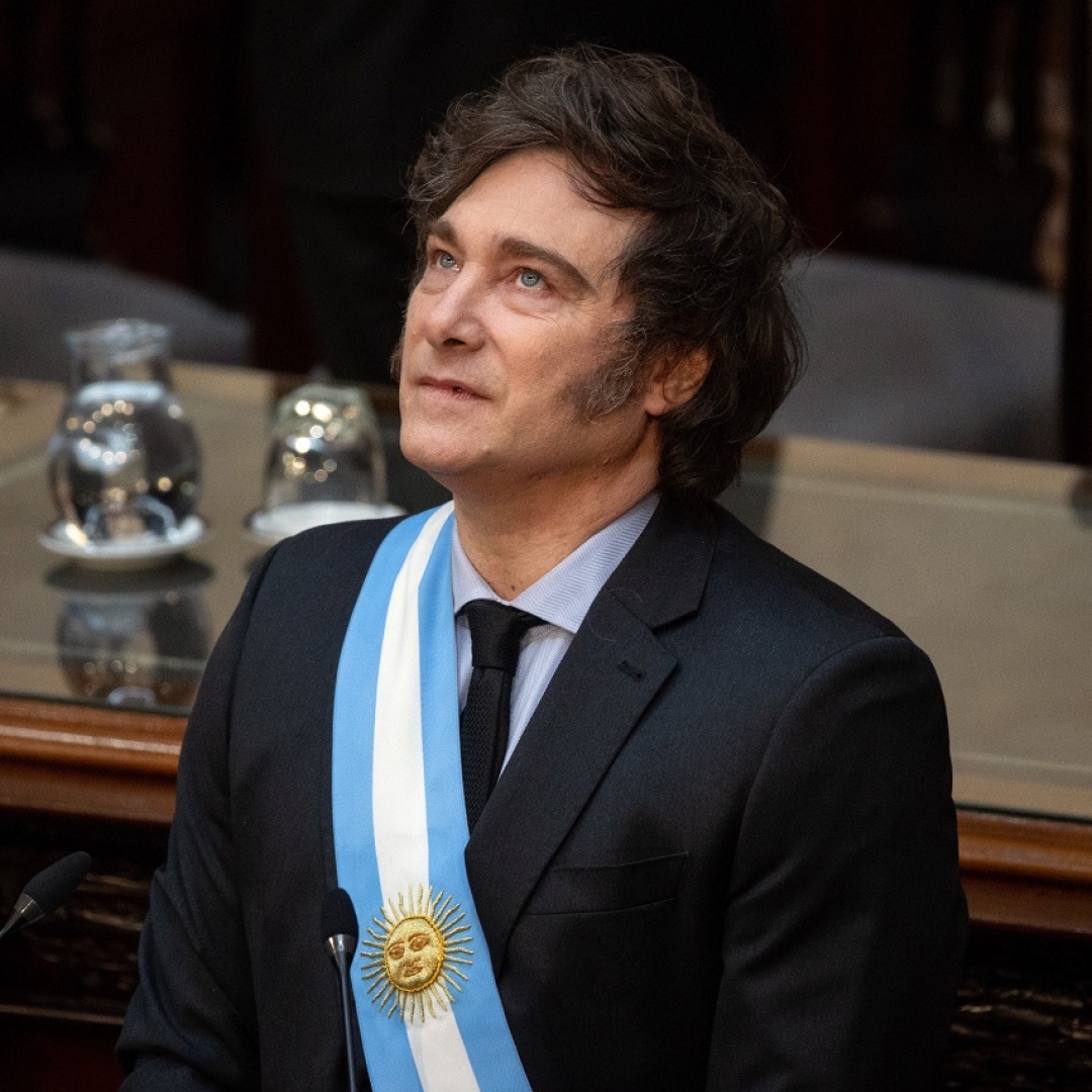 Aprovação do presidente argentino Javier Milei cresce com recuperação econômica