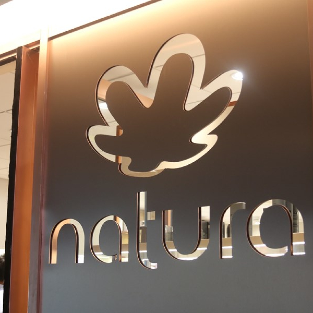 Natura aprova acordo com Avon nos EUA