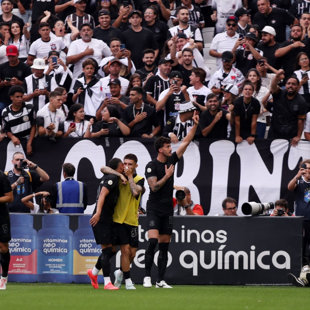 Corinthians pode receber até R$40 milhões em premiações por classificação em competições