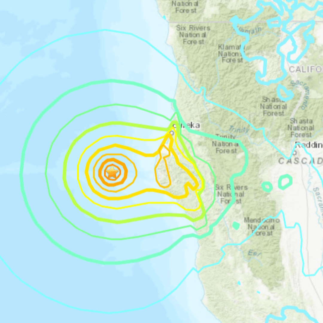 Terremoto de magnitude 7 atinge a Califórnia