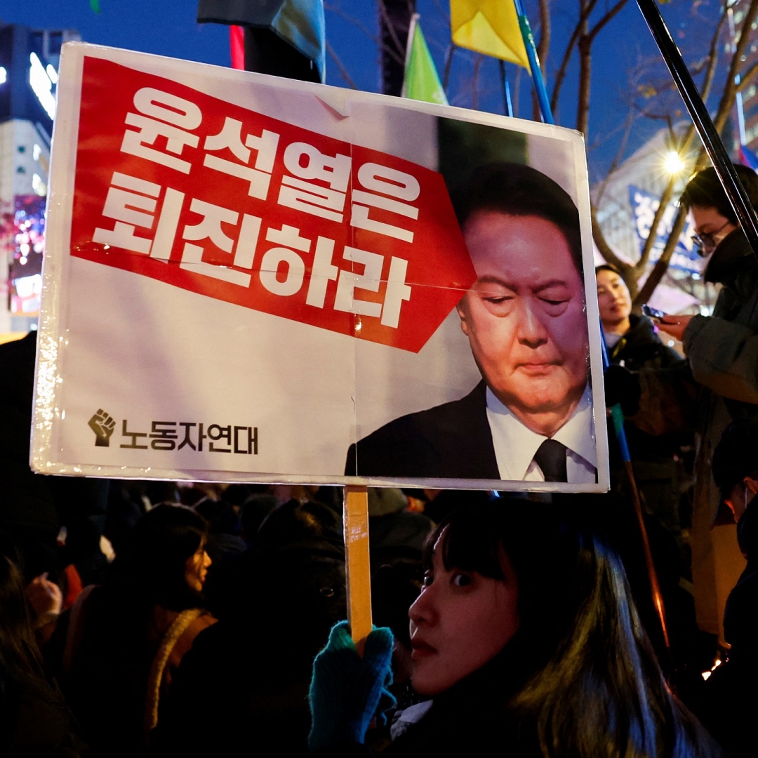 Líder do partido governista da Coreia do Sul pede remoção do presidente Yoon Suk Yeol