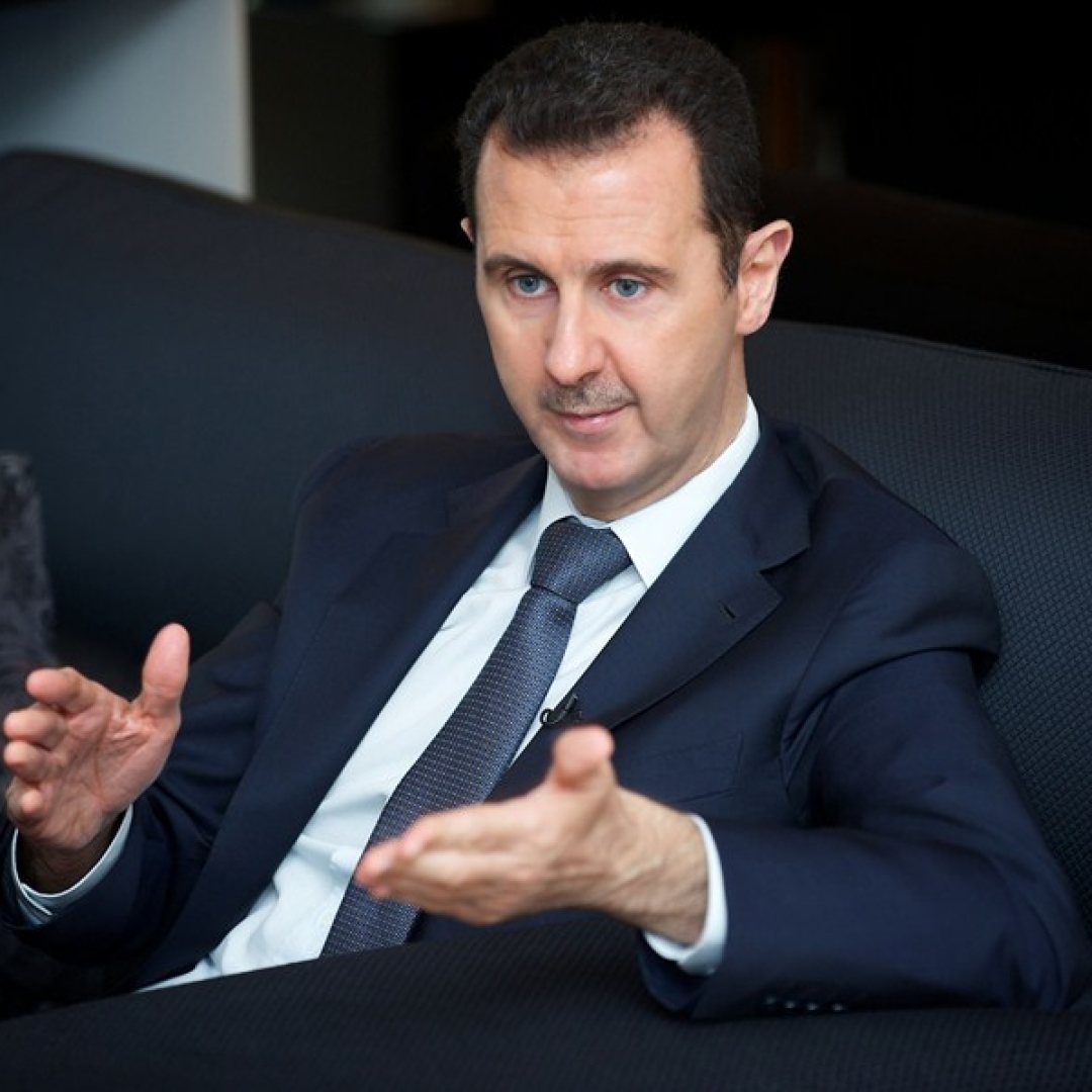 Presidente sírio Bashar Assad renuncia após invasão rebelde