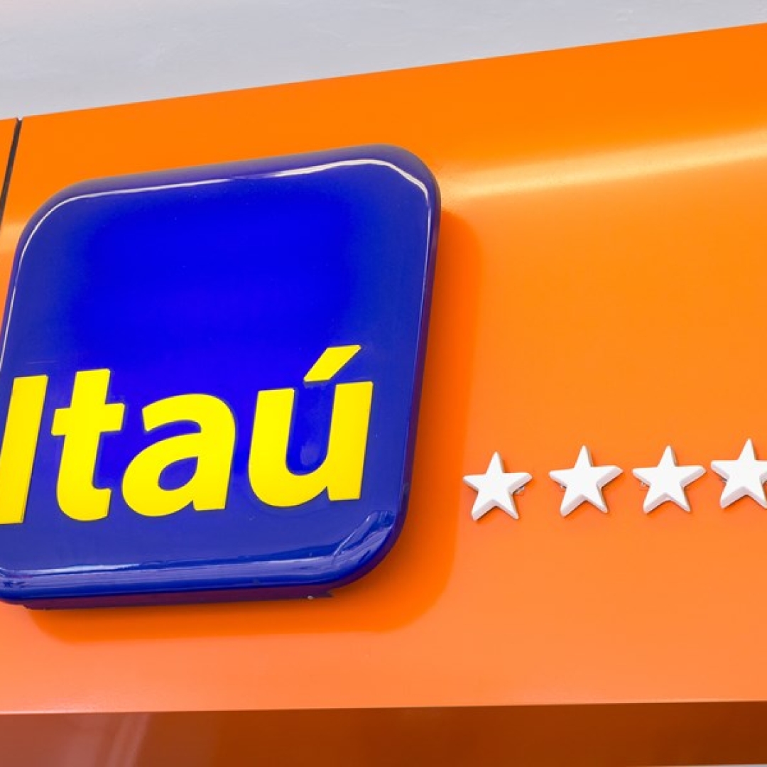 Itaú demite diretor de marketing e acusa ex-diretor financeiro de conflito de interesse