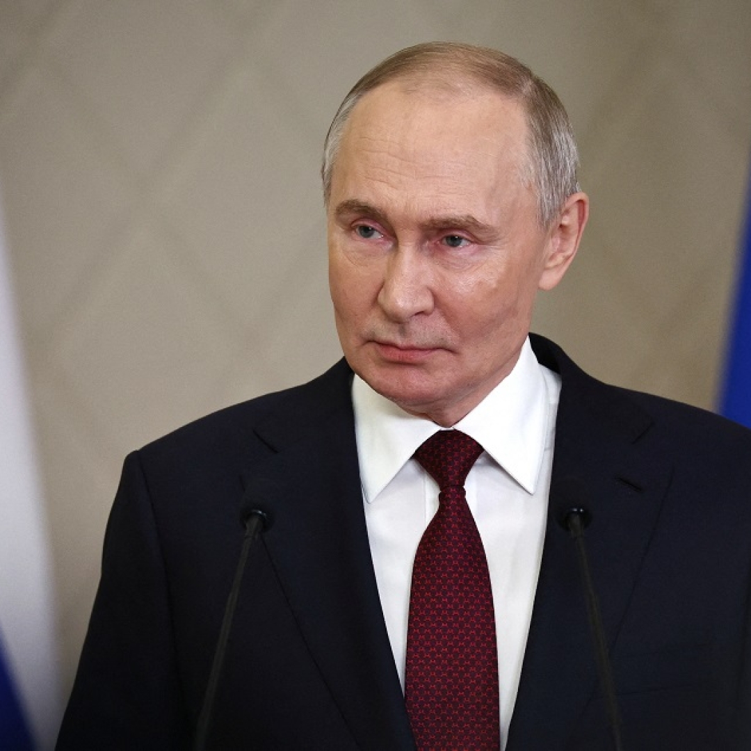 Putin acusa o Ocidente de empurrar a Rússia para suas linhas vermelhas