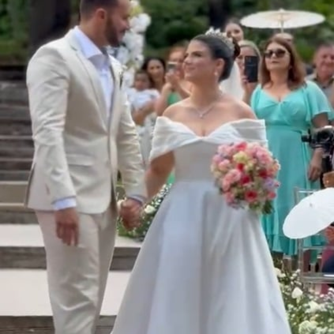 Caminhonete é furtada com pertences do casal de Maringá horas antes do casamento