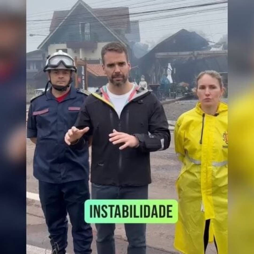 Avião de pequeno porte cai em Gramado