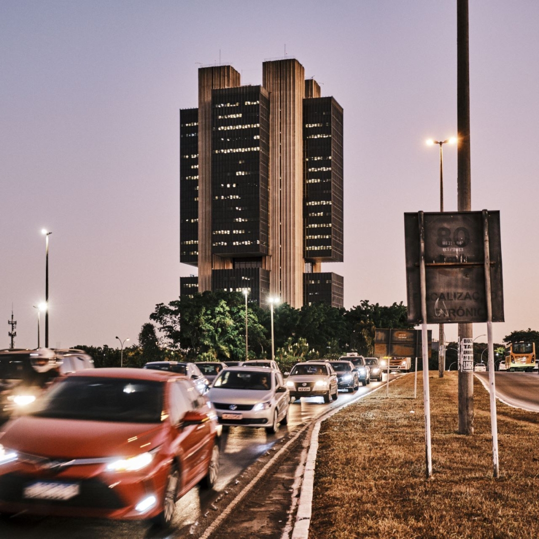 Banco Central intervém para apoiar o real