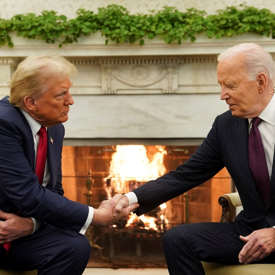 Mensagens de Natal de Biden e Trump