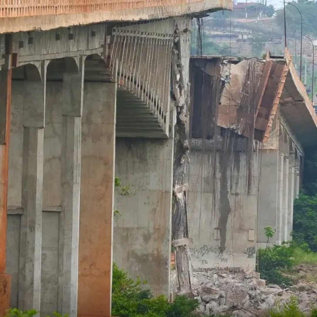 Número de vítimas de colapso de ponte sobe para seis