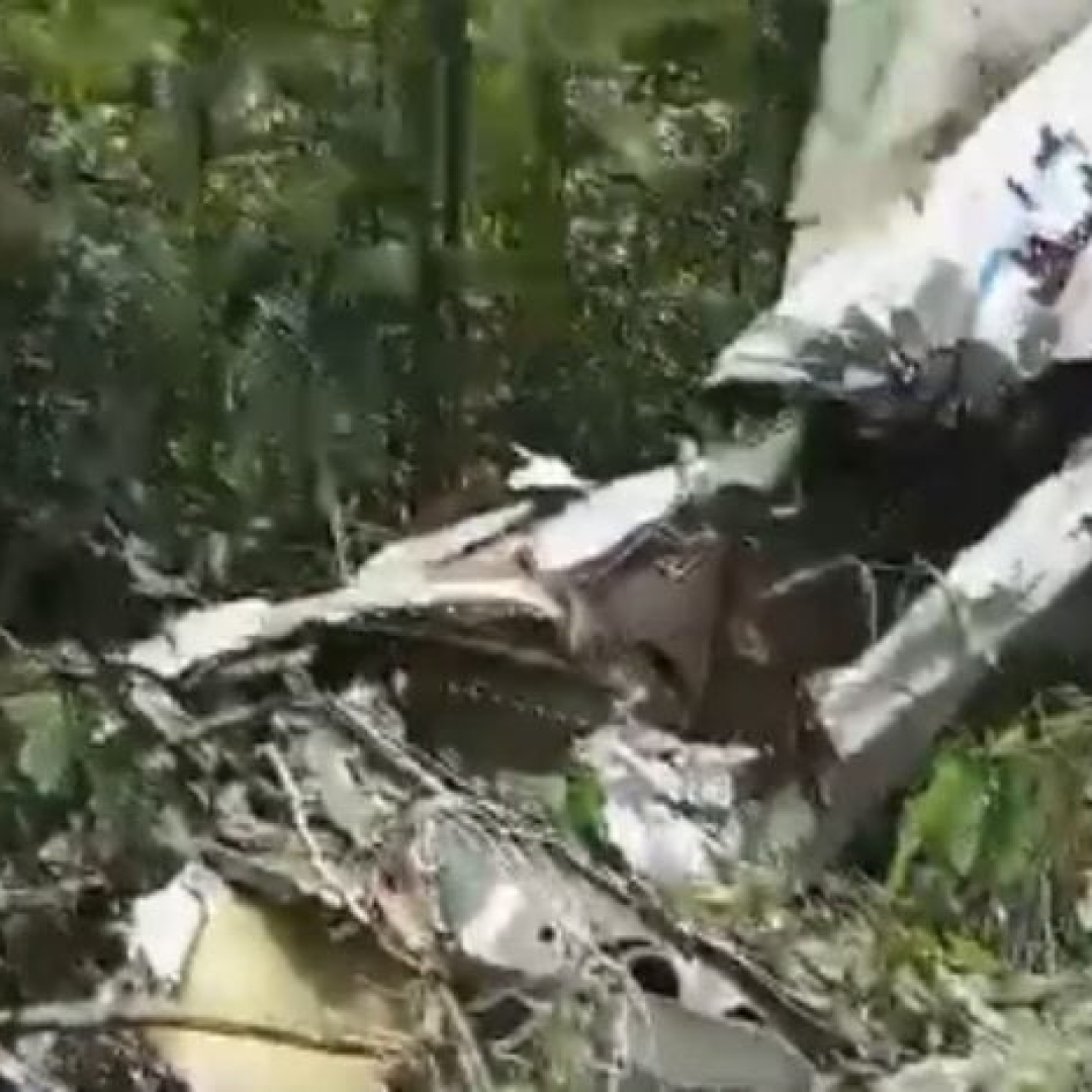 Avião desaparecido na Floresta Amazônica é encontrado com duas mortes confirmadas