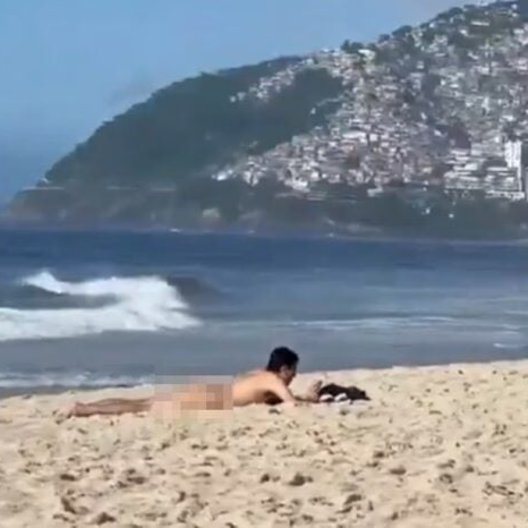 Homem é flagrado tomando sol pelado em praia do Rio de Janeiro