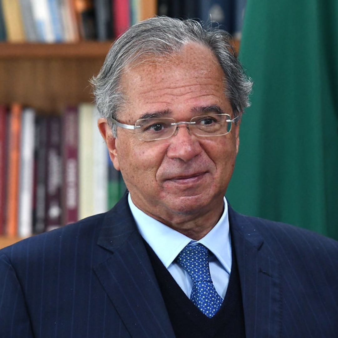 Retrato de Paulo Guedes não é incluído na galeria de ex-ministros da Fazenda