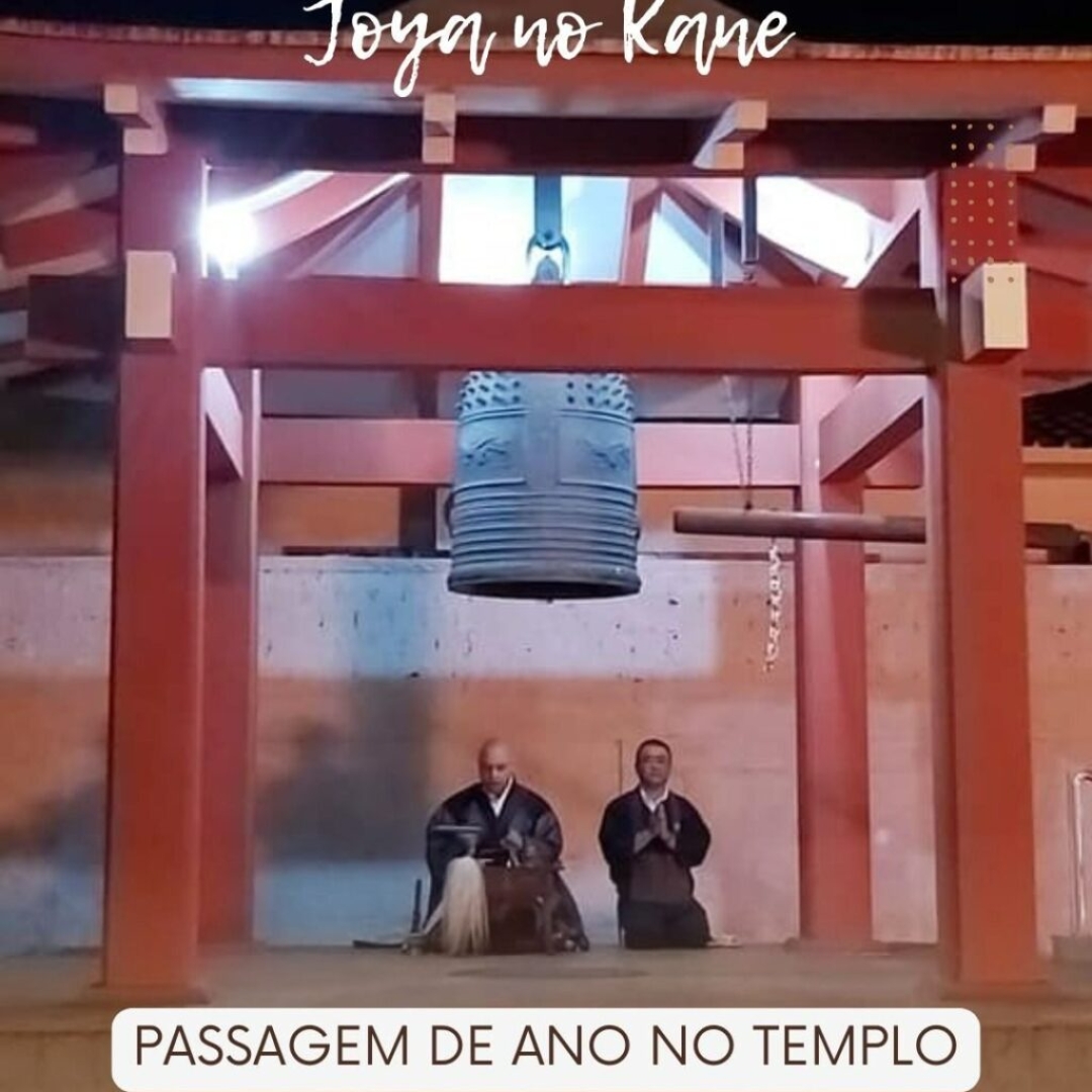 Templo Budista de Maringá realiza cerimônia das 108 badaladas de sino