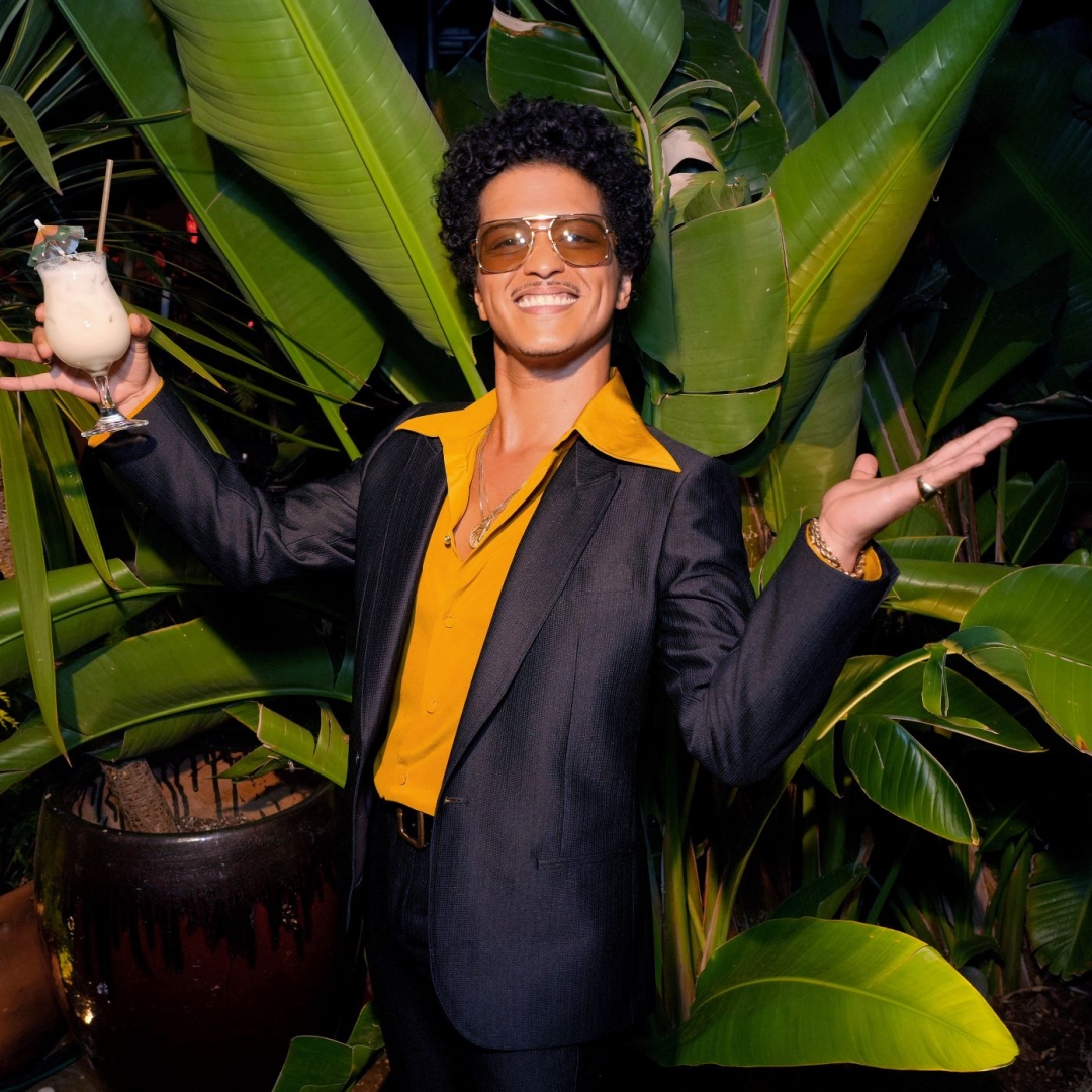 Cachê de Bruno Mars para casamentos é de R$ 30,8 milhões, diz cerimonialista