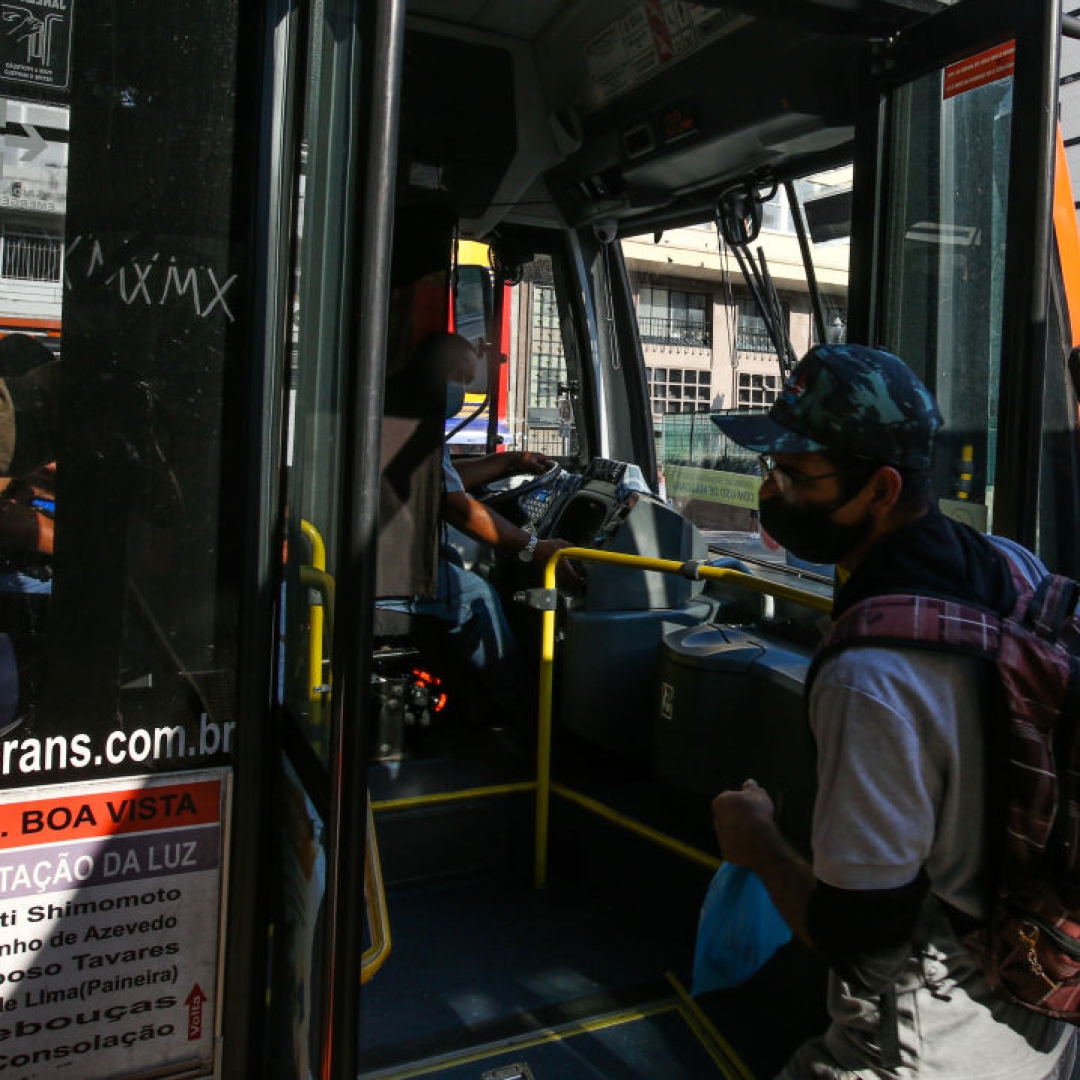 Justiça mantém reajuste na tarifa de ônibus em São Paulo