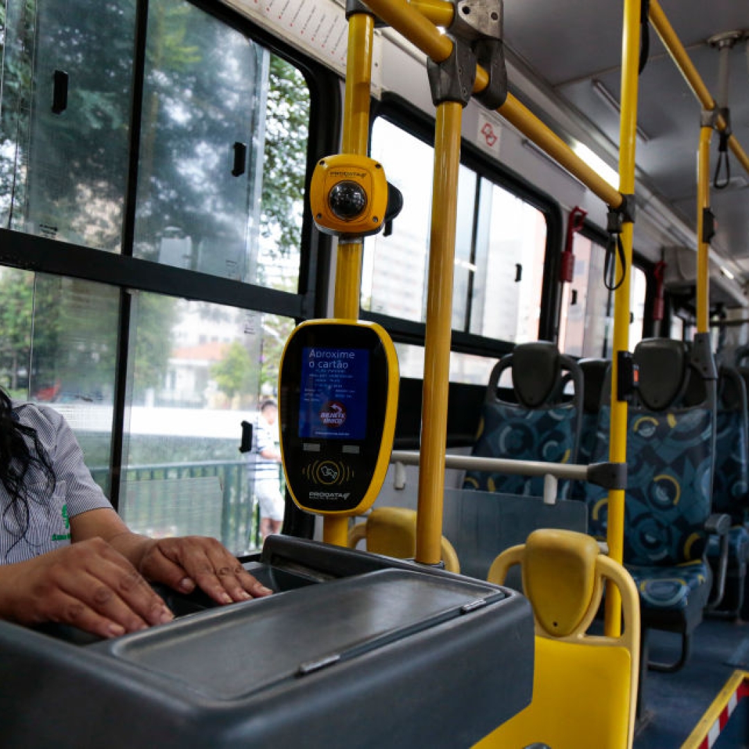 Passagem de ônibus em São Paulo aumenta para R$ 5