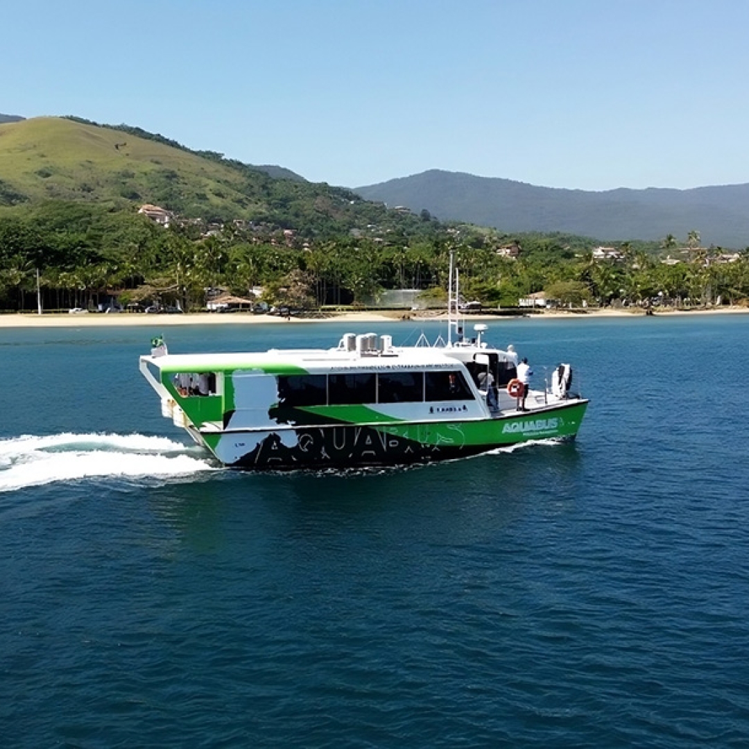 Prefeitura de Ilhabela aumenta tarifa de ônibus aquático em 900%