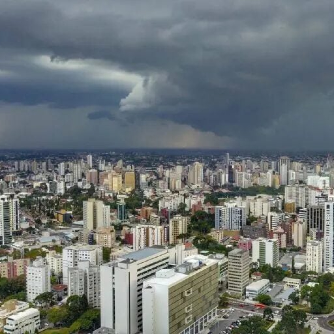 Chuva orográfica atinge o Paraná