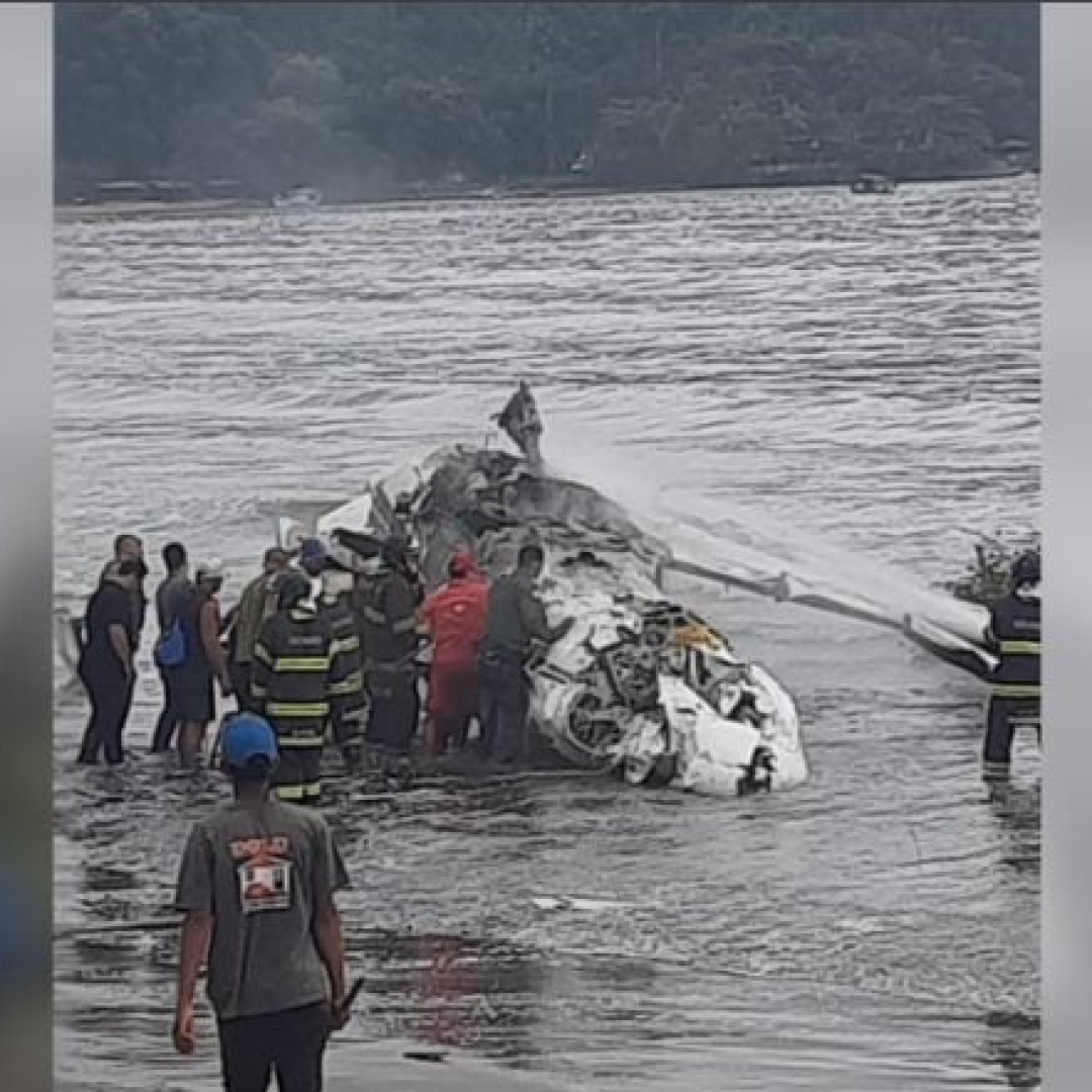 Acidente aéreo em Ubatuba