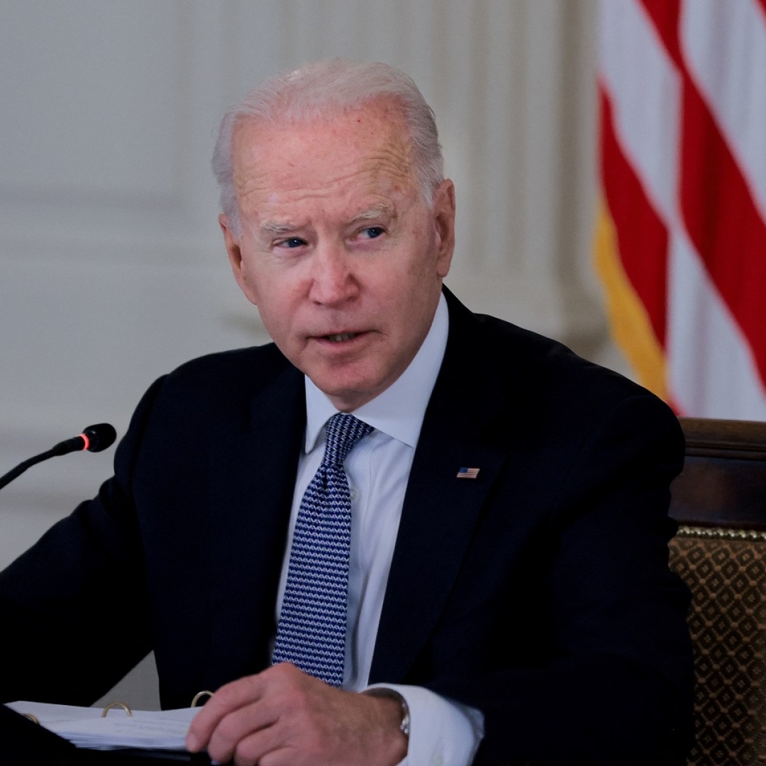 Biden relaxa sanções contra Cuba