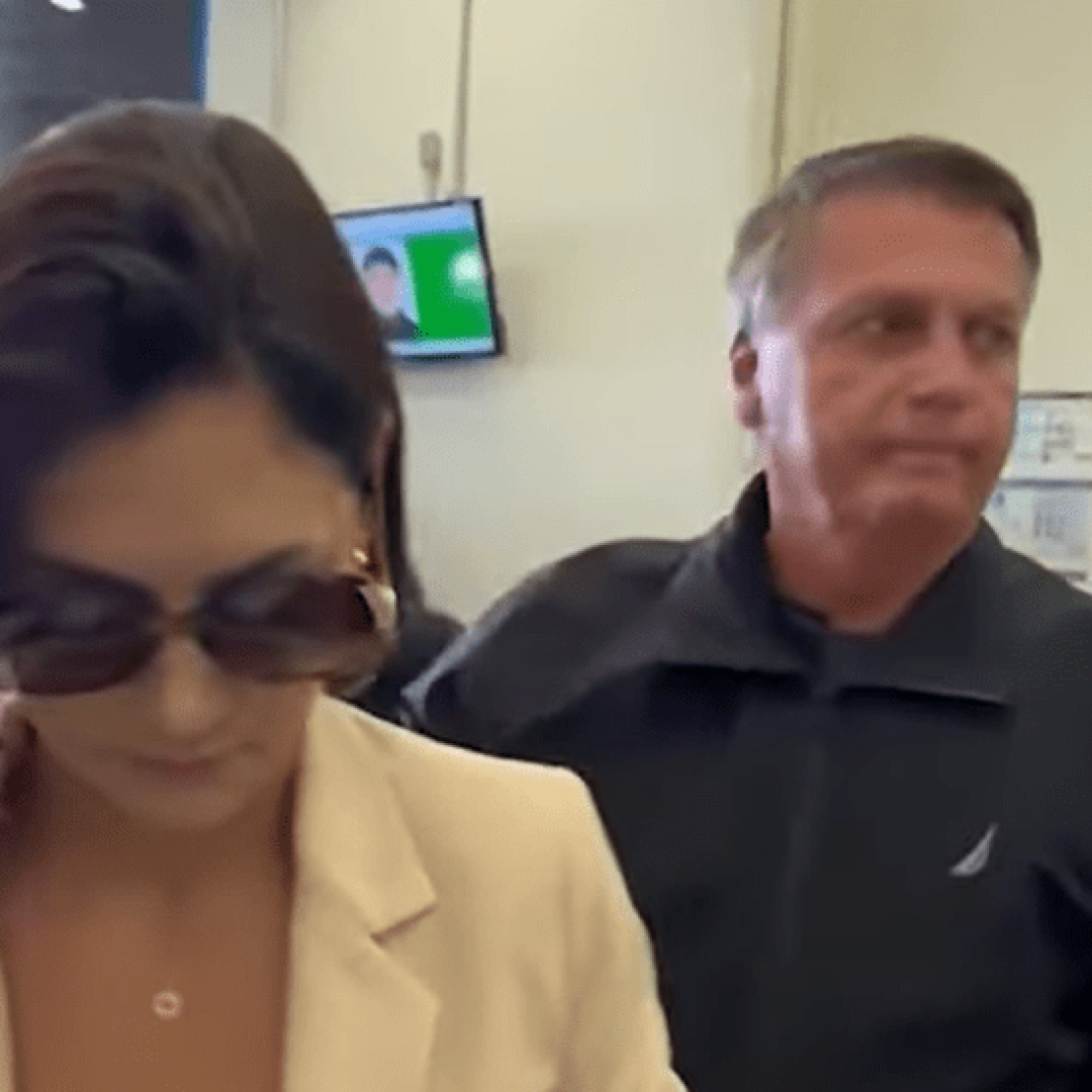 Bolsonaro envia esposa aos EUA para posse de Trump