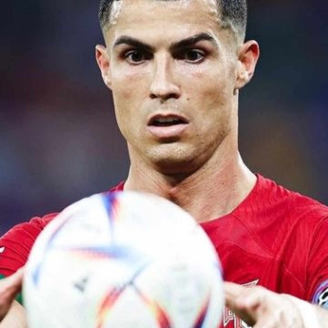 Cristiano Ronaldo renova contrato bilionário com time Al-Nassr da Arábia Saudita