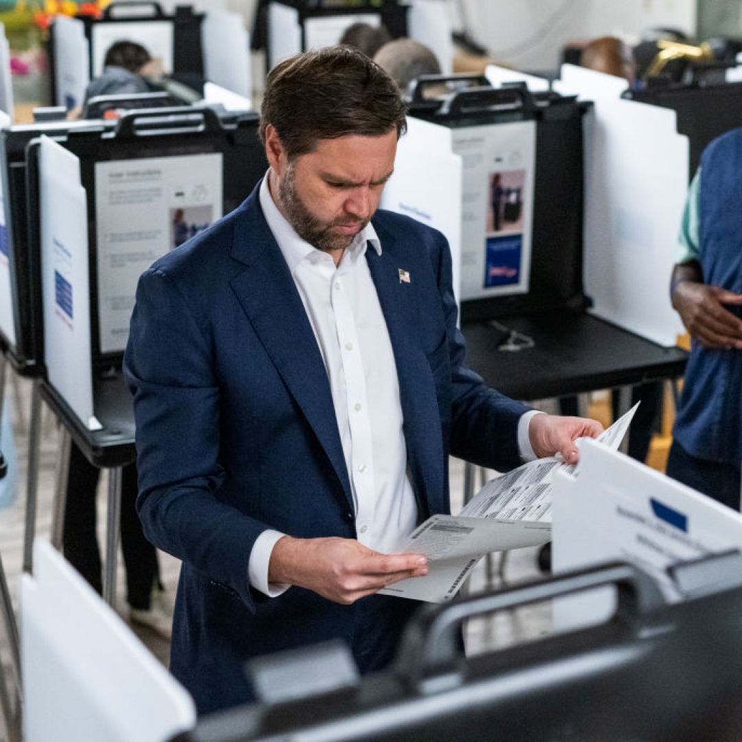 Vice-presidente chinês se encontra com JD Vance e Elon Musk em Washington