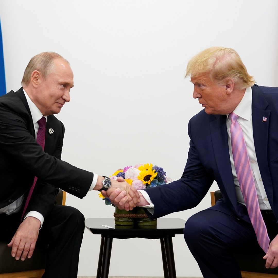 Putin parabeniza Trump e está aberto a diálogo sobre Ucrânia e armas nucleares