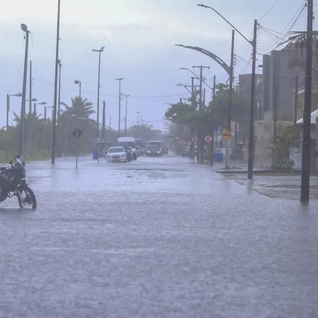 Alerta de Chuvas Intensas em 317 Cidades do Paraná