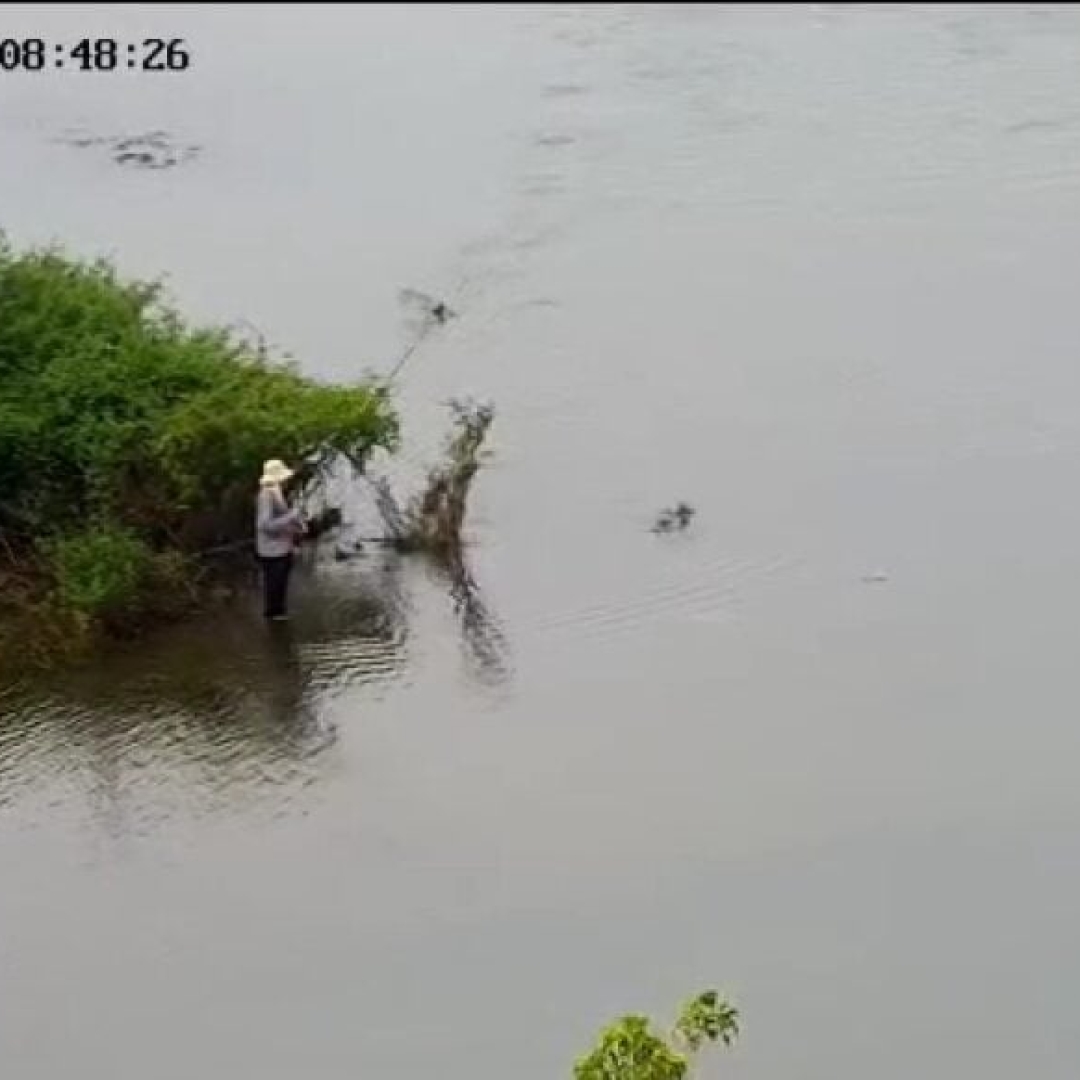 Homem é multado por pescar em período de piracema sem licença