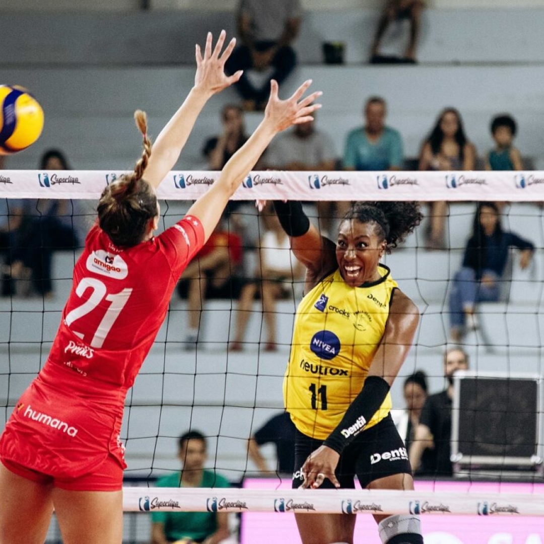 Unilife Maringá perde para Praia Clube na Superliga Feminina de Vôlei