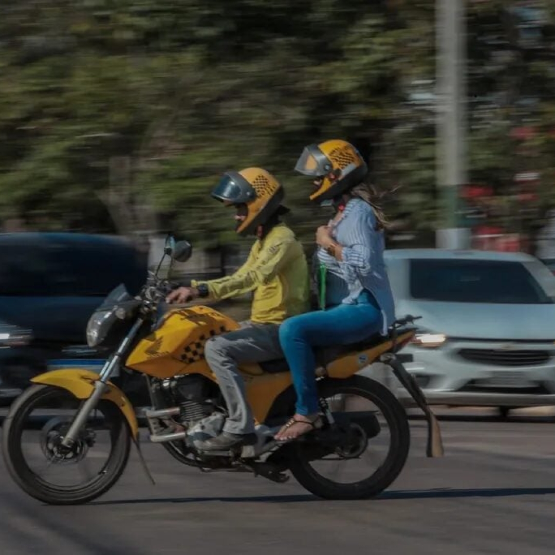 Diretor do Sindimoto critica moto-táxi por aplicativo em SP