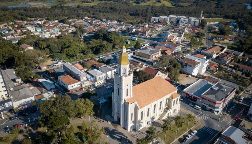 Concurso público em Araucária tem 33 vagas com salários de até R$ 7,1 mil