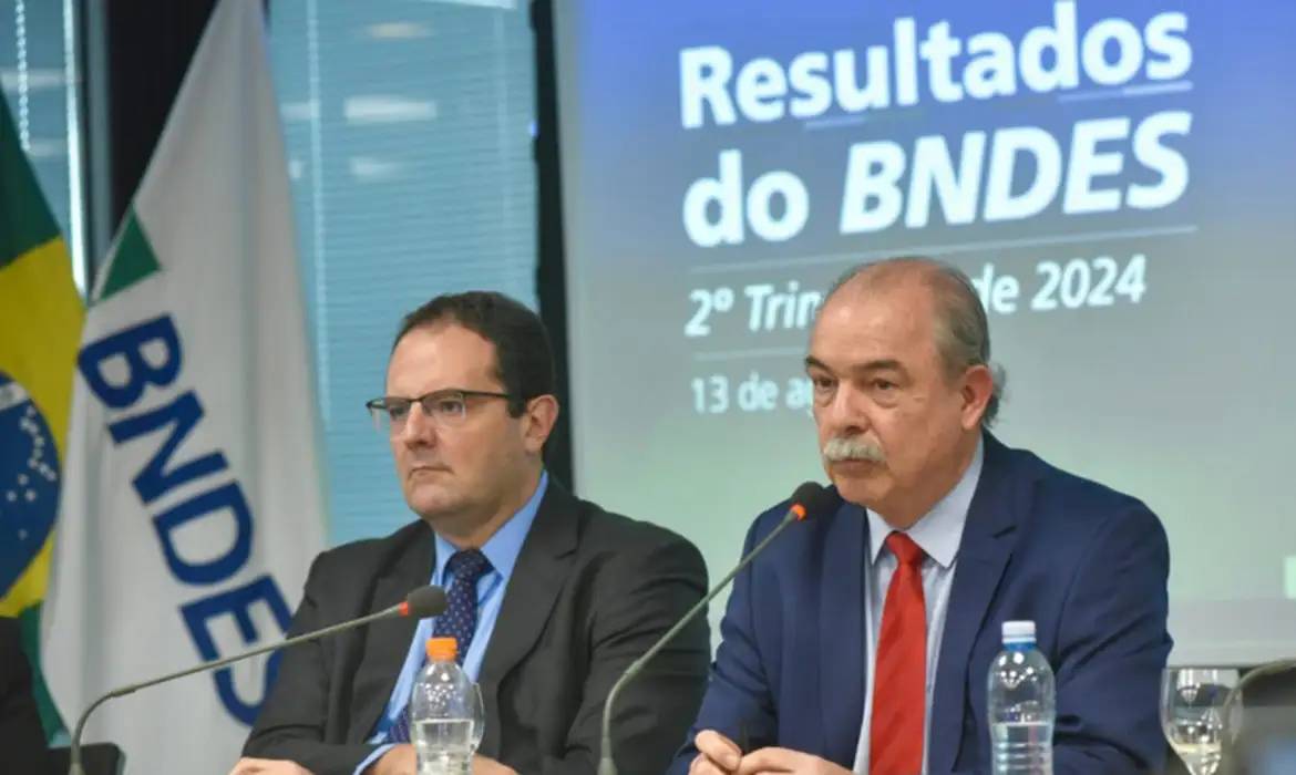 Presidente do BNDES destaca necessidade de medidas protecionistas