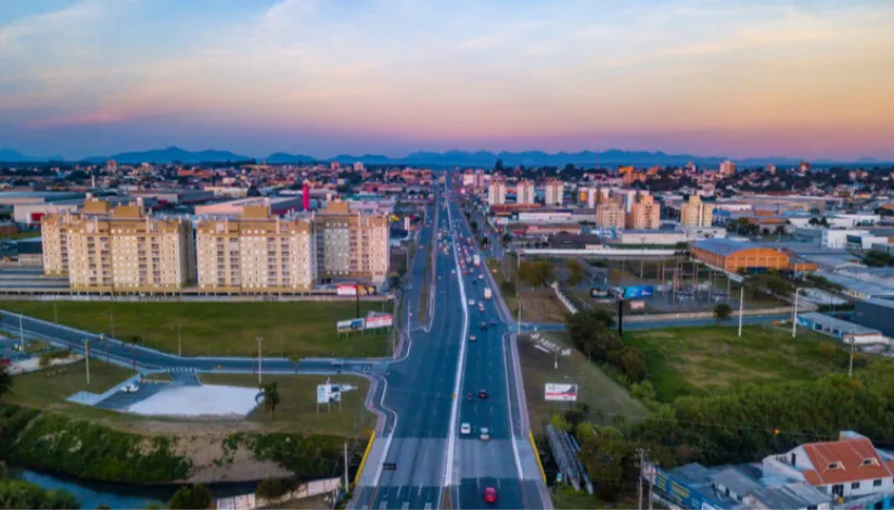 Prefeitura de Pinhais abre três concursos com 48 vagas