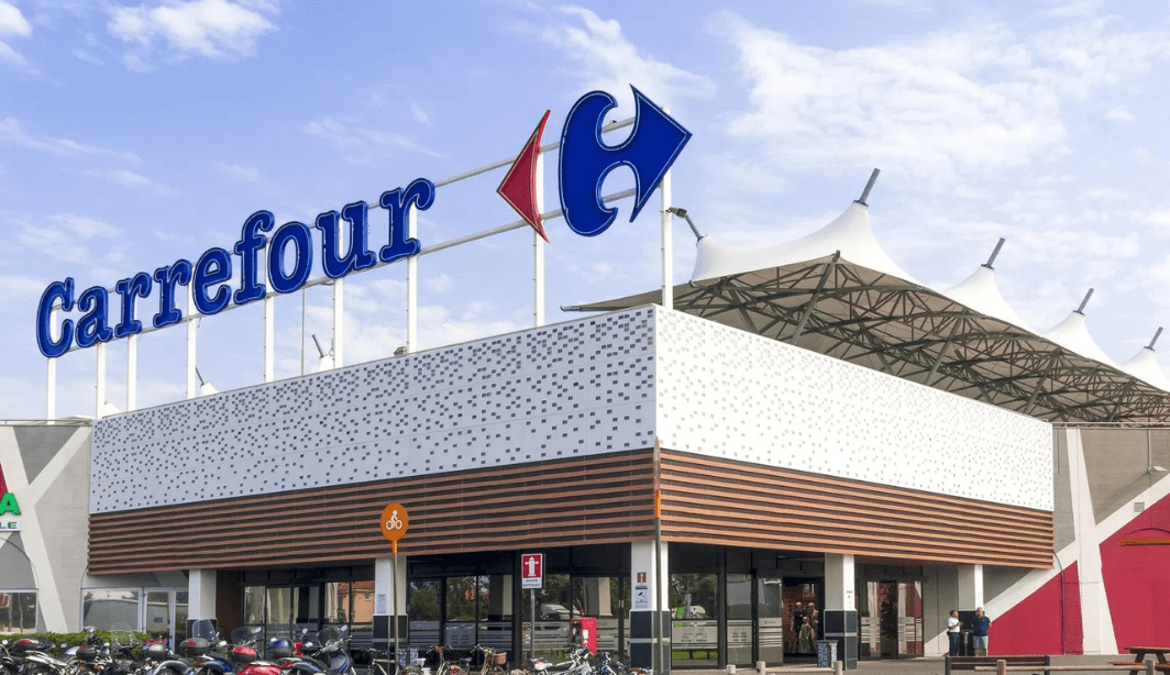 Carrefour prepara carta de retratação para a indústria de carnes brasileira, segundo jornais